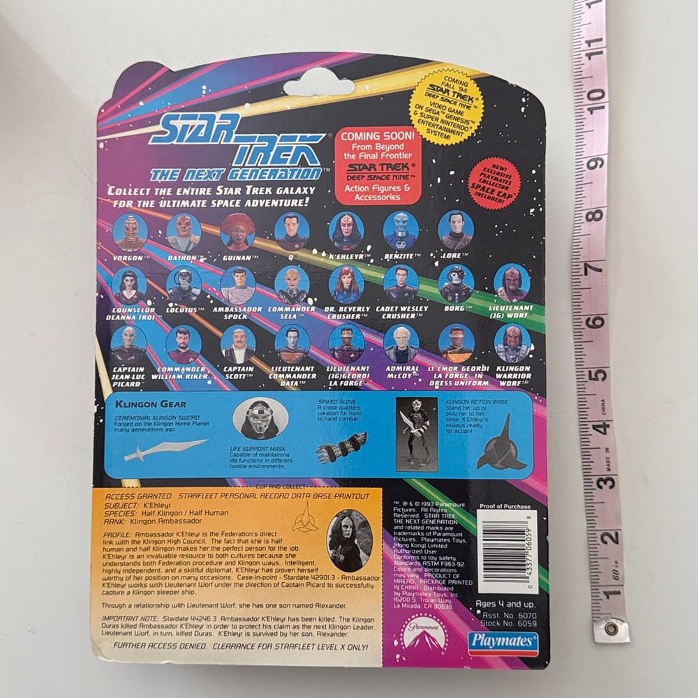 1993 Star Trek TNG K’ehleya (Klingon Ambassador) Action Figure by Playmates - Picture 8 of 13